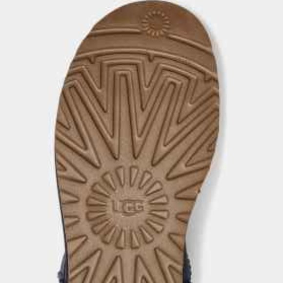 Women's Classic Short II Boot - Picture 4 of 5